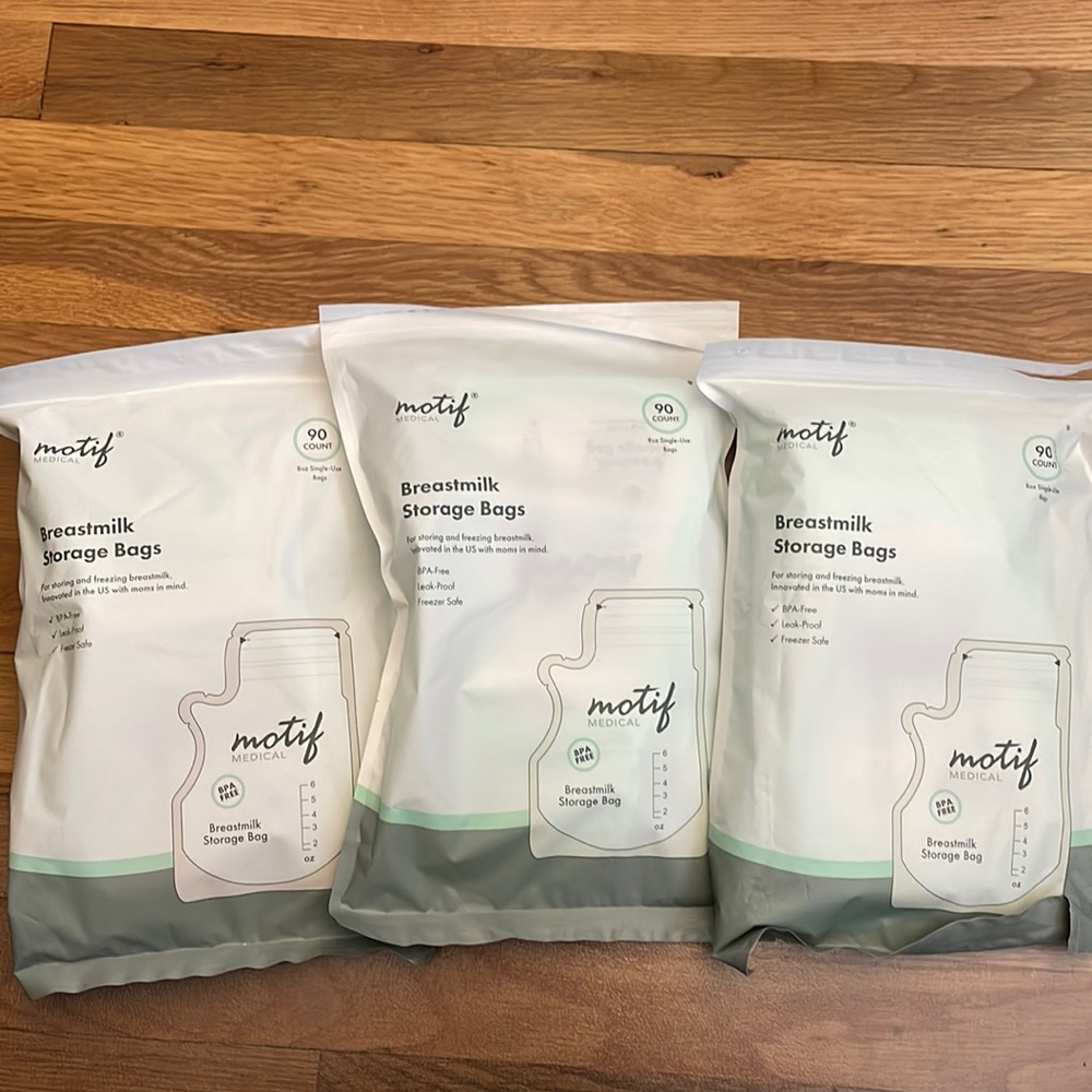 Motif Medical 90 count 8oz Single-use Breast Milk Storage and Freezer bags